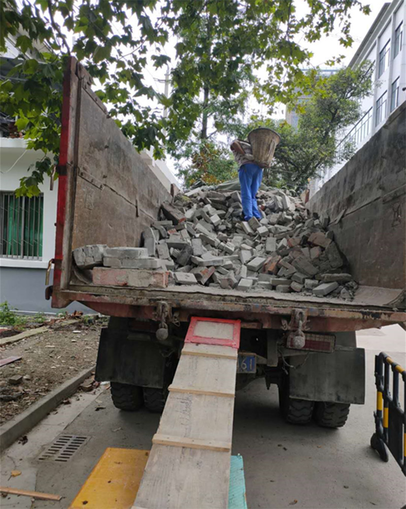 建渣清运6.jpg